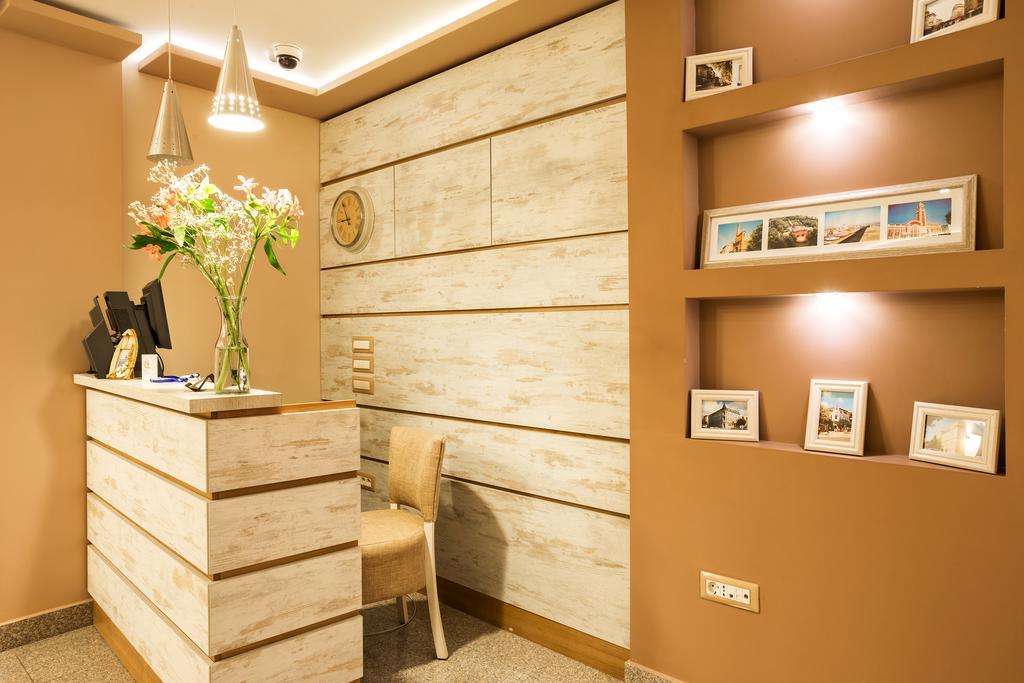 Aparthotel Prostor Kavarna Kültér fotó